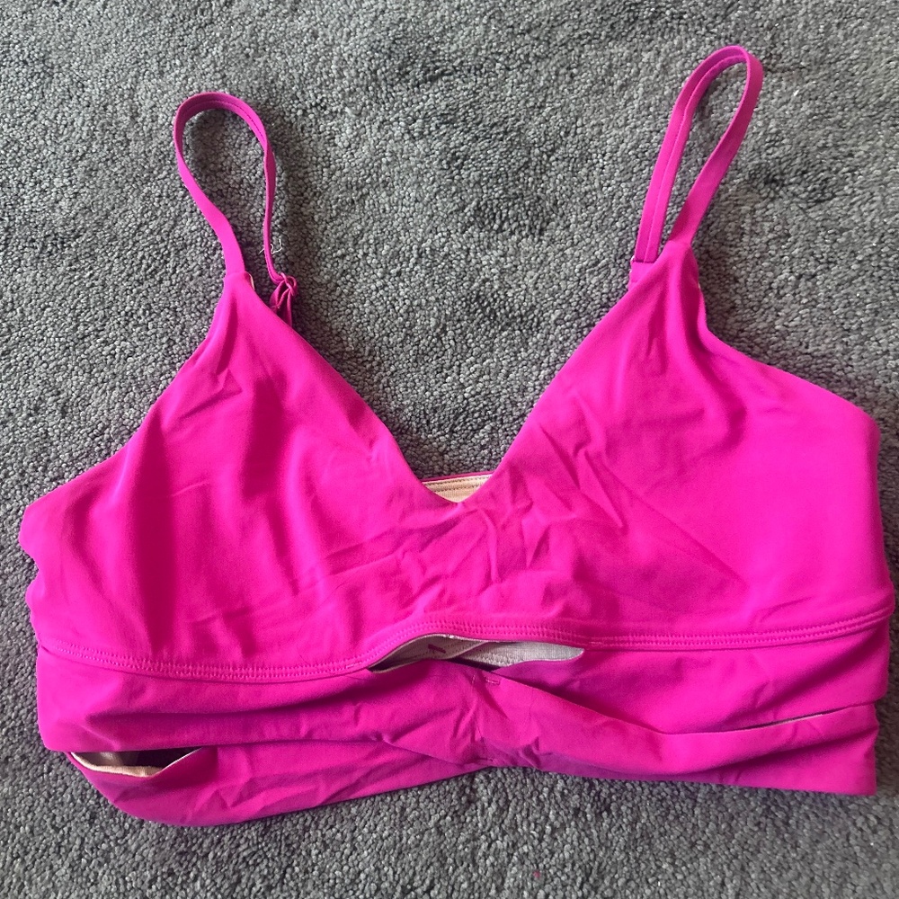 Lululemon Criss Cross Sports Bra
